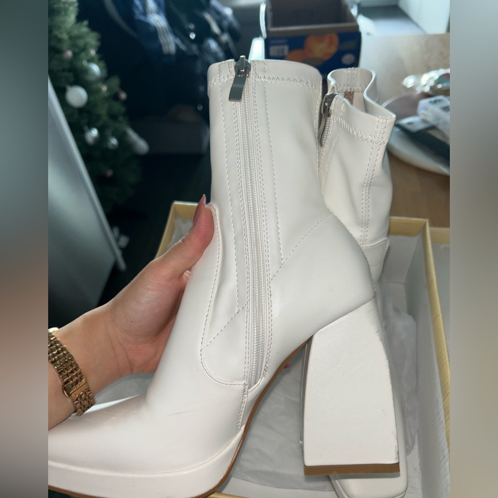 Princess Polly Eastern boots